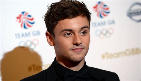 Tom Daley: Olympian Comes Clean About Nude Snaps On Web。